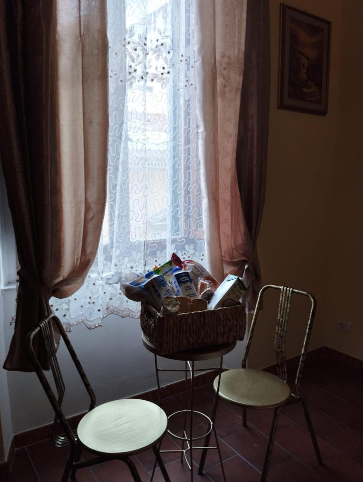 Hotel The Family House Livorno Esterno foto