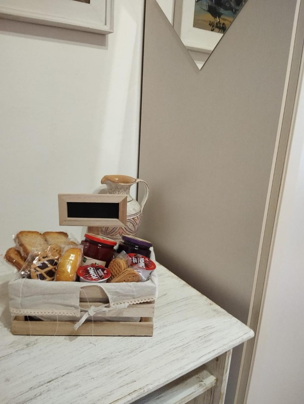 Hotel The Family House Livorno Esterno foto