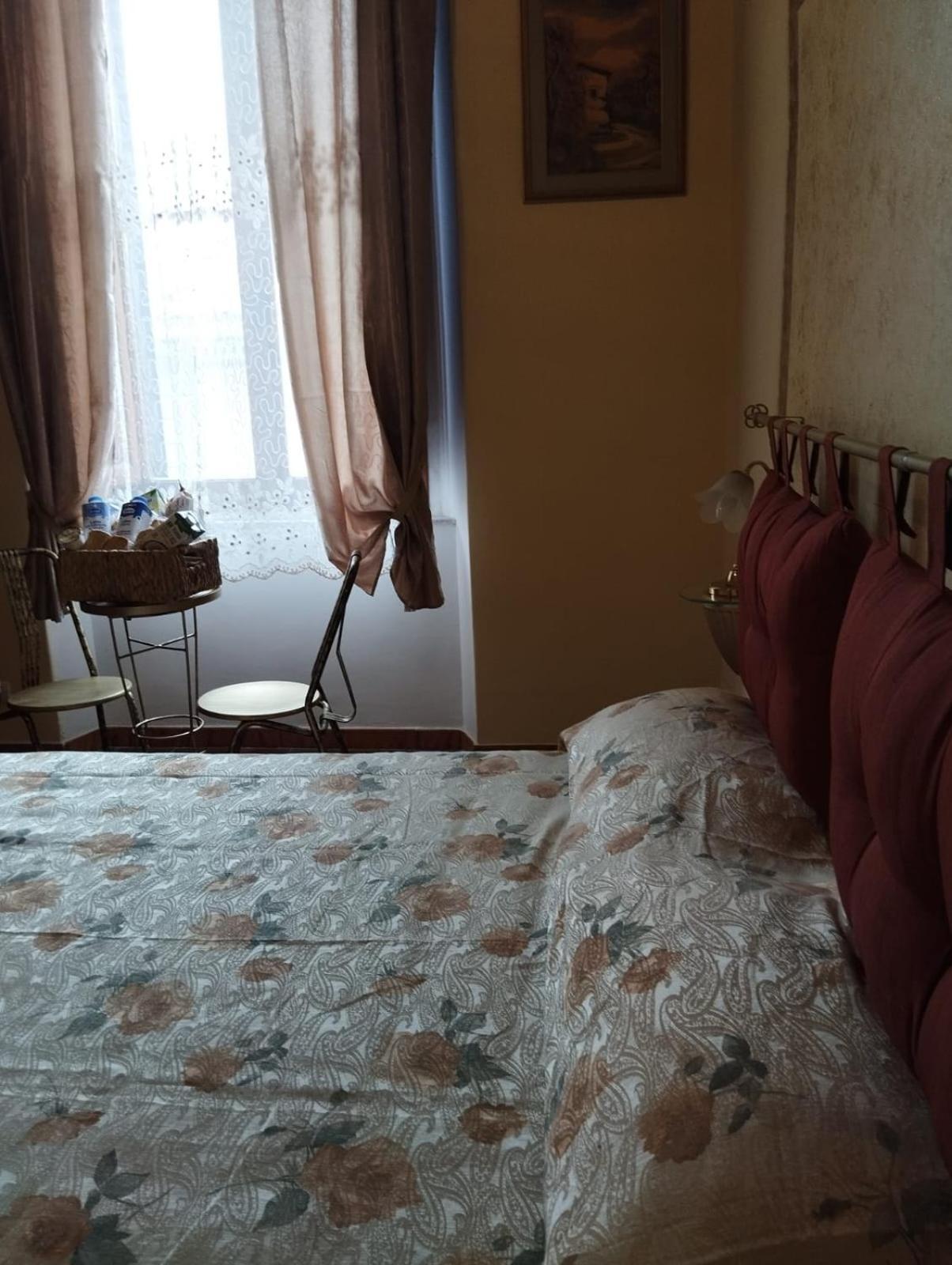 Hotel The Family House Livorno Esterno foto